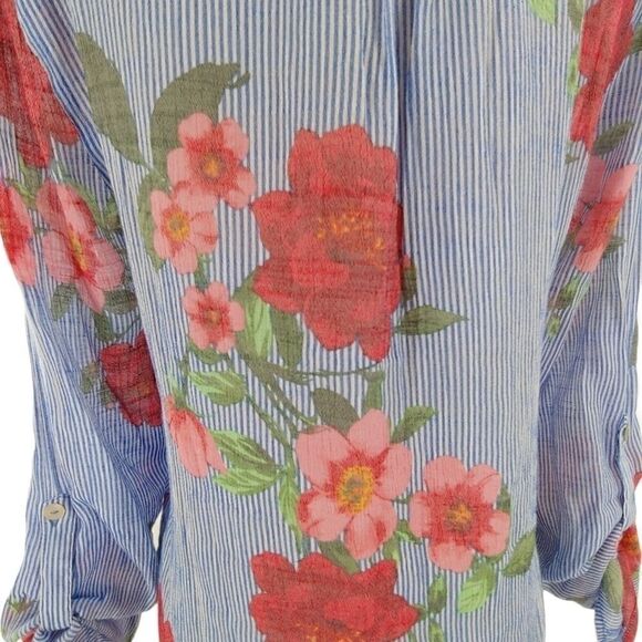Classic blue pinstripe top with rose pattern - Picture 2 of 10